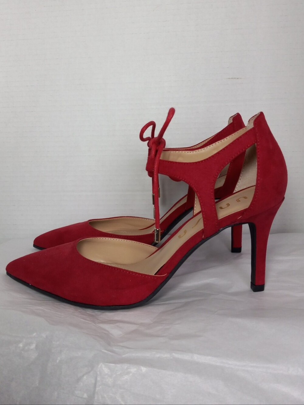 Unisa Red Faux Suede Pointed-Toe Tie Ankle Heels - Women Size 8 - Picture 5 of 10